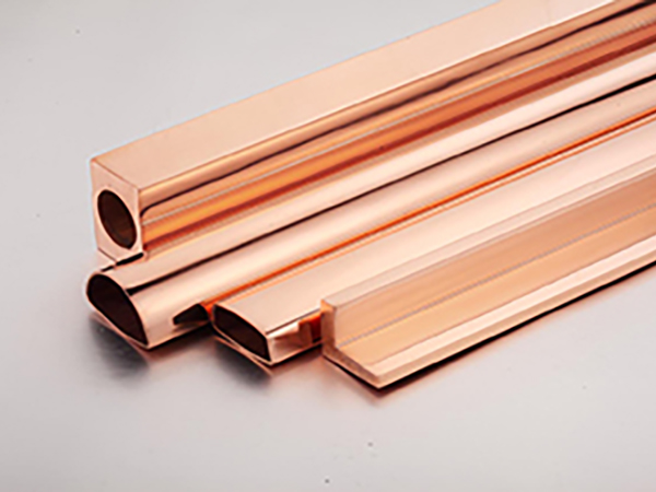 ����ͭ��